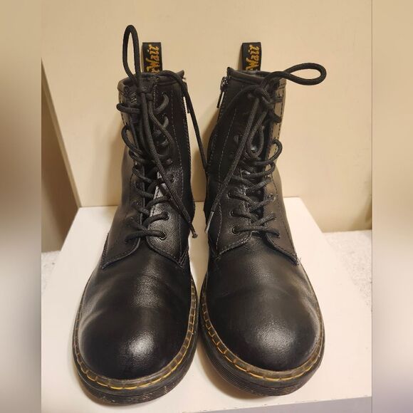 Dr. "Doc" Martens "Zavala" Black Leather Combat Boots Womens sz. 7/38 Ret.$225 - Picture 5 of 11